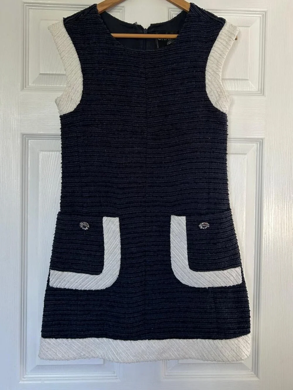 Chanel Tweed Dress Size 38 - Picture 2 of 6